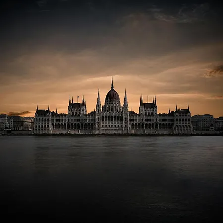 W35- Boutique Apartments, Location By Bqa *