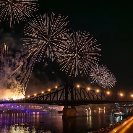 W35- Boutique Apartments, Location By Bqa 부다페스트